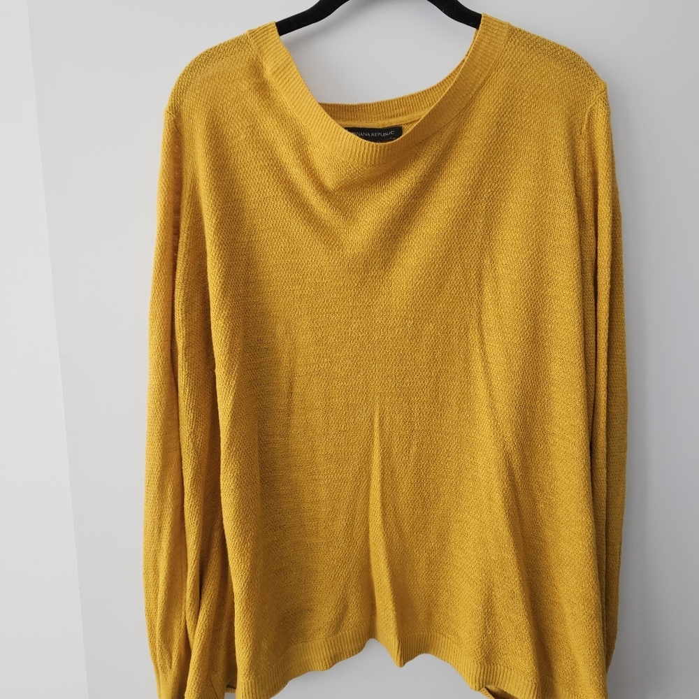 Banana Republic Yellow Knit Sweater Size Large